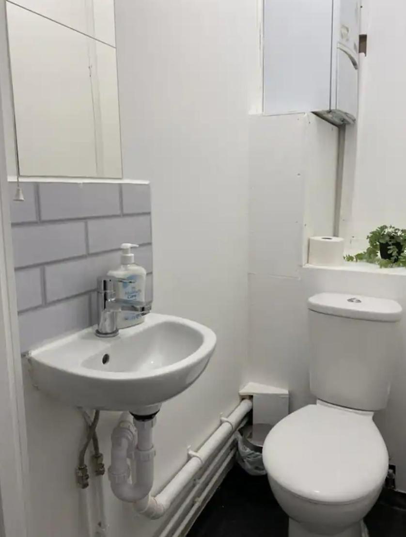 Comfy Private Rooms In Camden Town, Central Лондон Экстерьер фото
