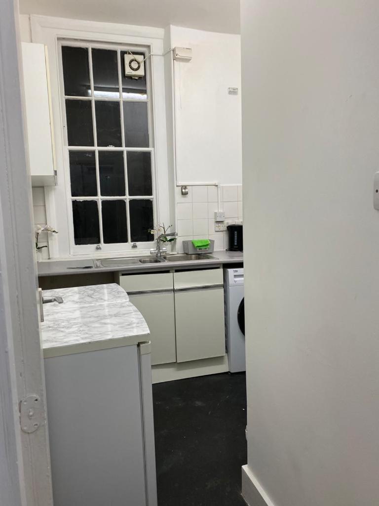 Comfy Private Rooms In Camden Town, Central Лондон Экстерьер фото